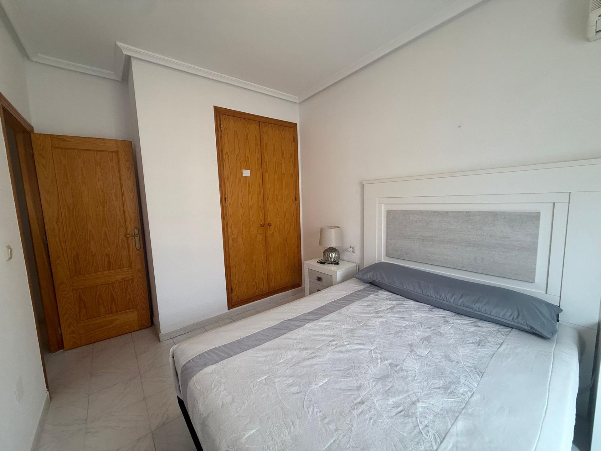 Вилла в Торревьеха, Аликанте, Испания 2 спальни, 85м2 №150138