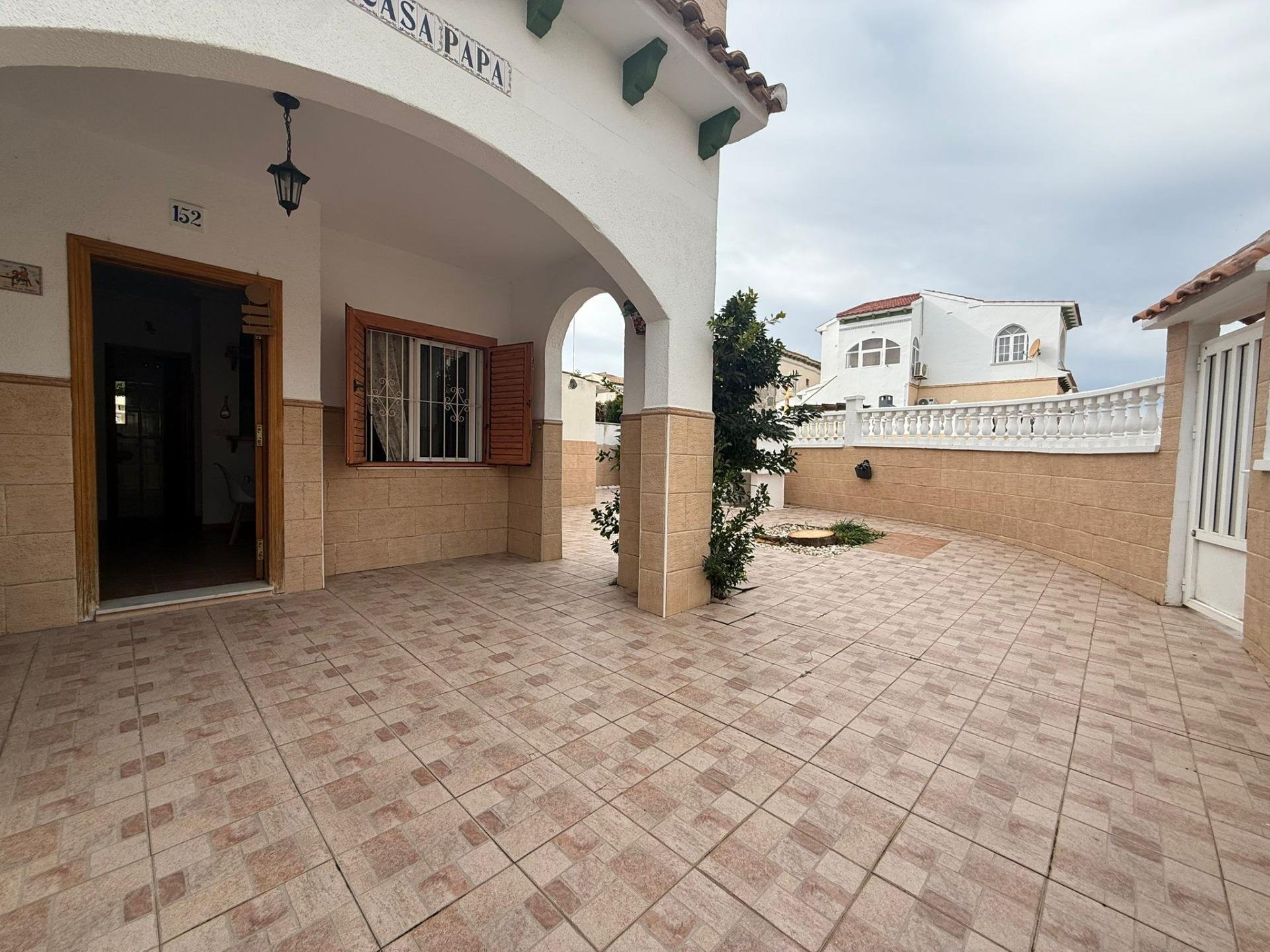 Вилла в Торревьеха, Аликанте, Испания 2 спальни, 85м2 №150138