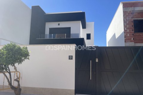 Villa pārdošanā Almoradi, Alicante, Spānijā 3 istabas, 134 m2 Nr. 150135 - attēls 1