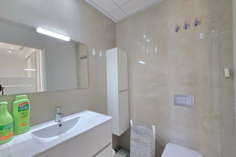 Villa for sale in Alicante, Spain 3 bedrooms, 107 sq.m. No. 189771 - photo 22