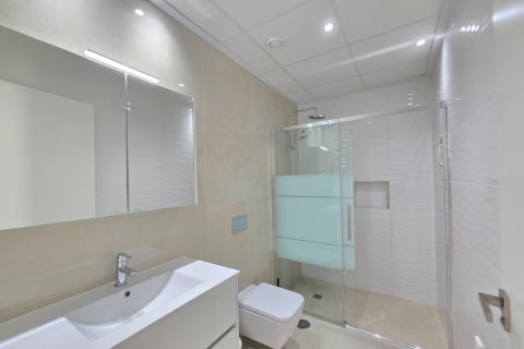 Villa for sale in Alicante, Spain 3 bedrooms, 107 sq.m. No. 189771 - photo 26