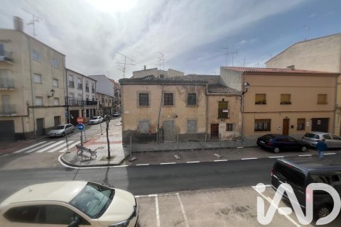 Apartment à vendre à Ciudad Rodrigo, Salamanca, Espagne, 3 chambres, 100 m2 No. 184980 - photo 15