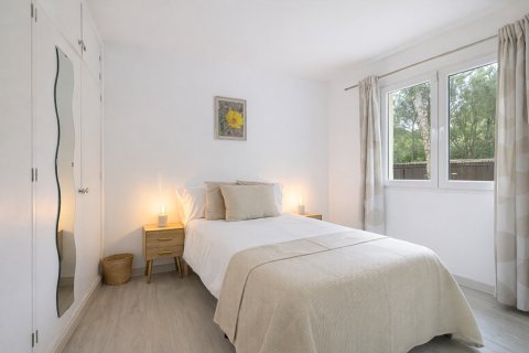 Villa for sale in Sol De Mallorca, Mallorca, Spain 4 bedrooms, 242 sq.m. No. 179855 - photo 21