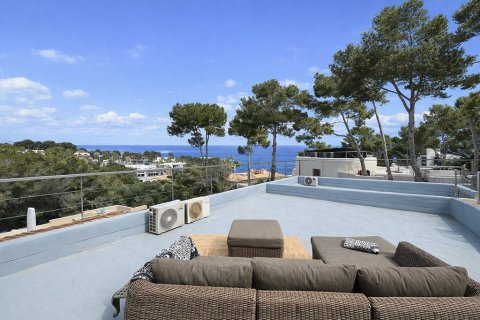 Villa for sale in Sol De Mallorca, Mallorca, Spain 4 bedrooms, 242 sq.m. No. 179855 - photo 26