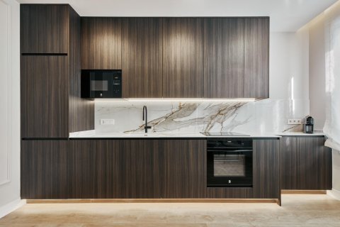 Dzīvoklis pārdošanā Madrid, Spānijā 3 istabas, 99 m2 Nr. 179860 - attēls 7
