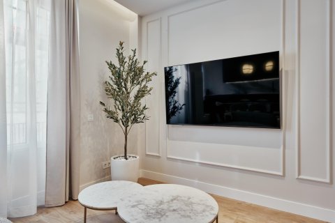 Dzīvoklis pārdošanā Madrid, Spānijā 3 istabas, 99 m2 Nr. 179860 - attēls 6