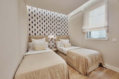 Dzīvoklis pārdošanā Madrid, Spānijā 3 istabas, 99 m2 Nr. 179860 - attēls 27