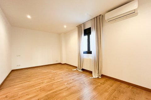 Apartamento en venta en Palma de Mallorca, Mallorca, España 2 dormitorios, 100 m2 No. 179857 - foto 9