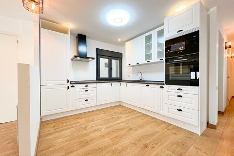 Apartamento en venta en Palma de Mallorca, Mallorca, España 2 dormitorios, 100 m2 No. 179857 - foto 6