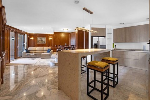 Apartamento en Palma de Mallorca, Mallorca, España 3 dormitorios, 120 m2 No. 179859
