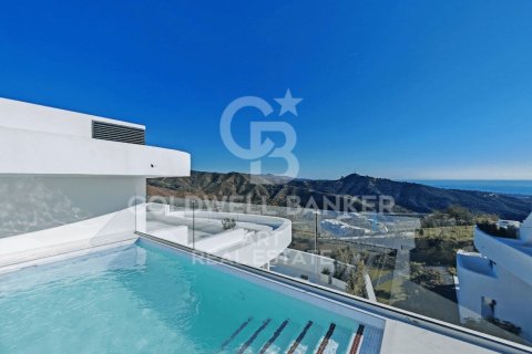Apartment in Ojen, Malaga, Spain 2 bedrooms, 142 sq.m. No. 158947