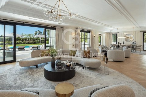 Villa à vendre à Marbella, Malaga, Espagne, 6 chambres, 910 m2 No. 158942 - photo 4