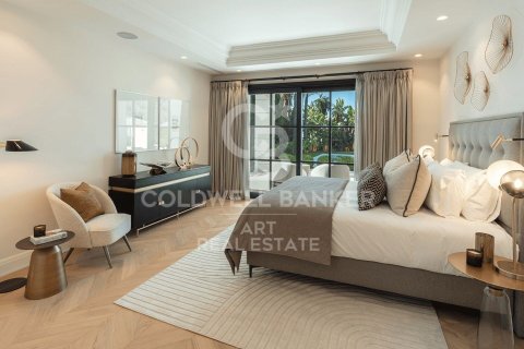 Villa for sale in Marbella, Malaga, Spain 6 bedrooms, 910 sq.m. No. 158942 - photo 19