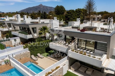 Villa à vendre à Marbella, Malaga, Espagne, 5 chambres, 297 m2 No. 158941 - photo 23