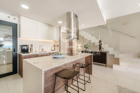 Villa en venta en Marbella, Málaga, España 5 dormitorios, 297 m2 No. 158941 - foto 5