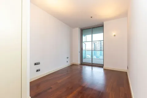 Apartamento en venta en Barcelona, España 3 dormitorios, No. 141261 - foto 25