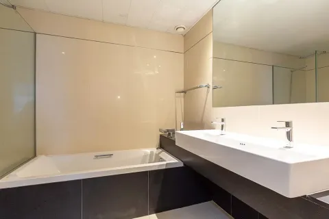 Apartamento en venta en Barcelona, España 3 dormitorios, No. 141261 - foto 29