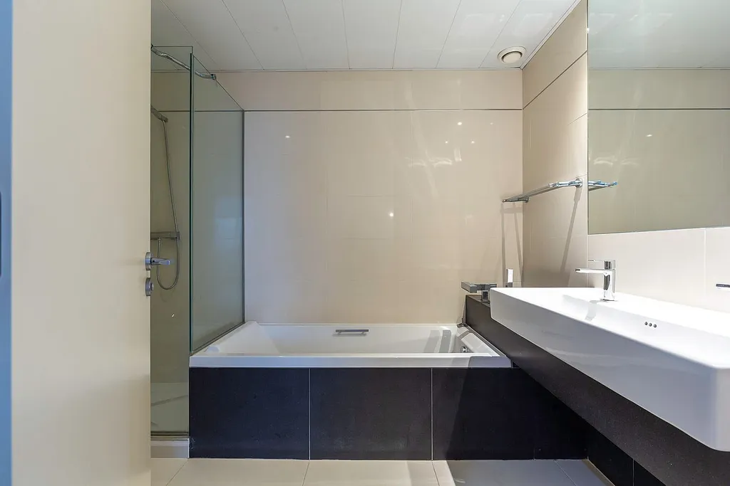 Apartment in Barcelona, Spain 3 bedrooms,  No. 141261