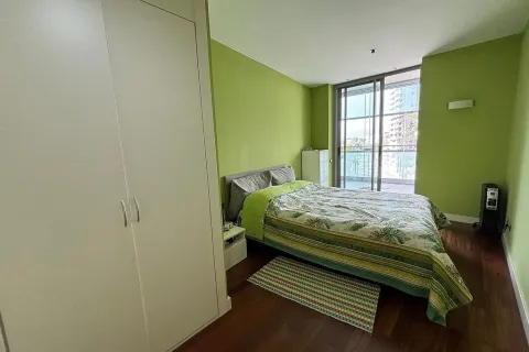 Apartamento en venta en Barcelona, España 3 dormitorios, No. 141262 - foto 15