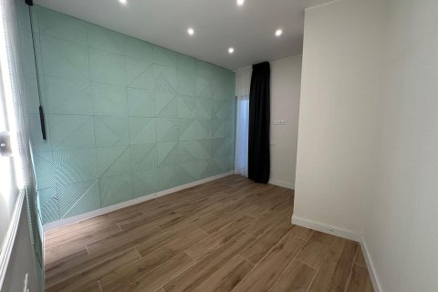 Wohnung zum Verkauf in Alicante, Spanien 4 Schlafzimmer, 150 m2 Nr. 165376 - Foto 2