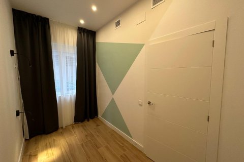 Wohnung zum Verkauf in Alicante, Spanien 4 Schlafzimmer, 150 m2 Nr. 165376 - Foto 22