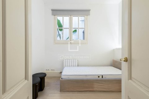 Apartamento en venta en Barcelona, España 4 dormitorios, 253 m2 No. 150800 - foto 24