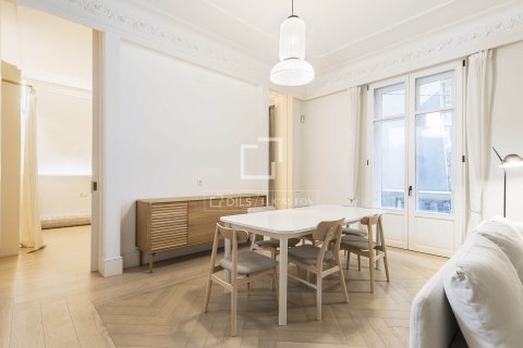 Apartamento en venta en Barcelona, España 4 dormitorios, 253 m2 No. 150800 - foto 6