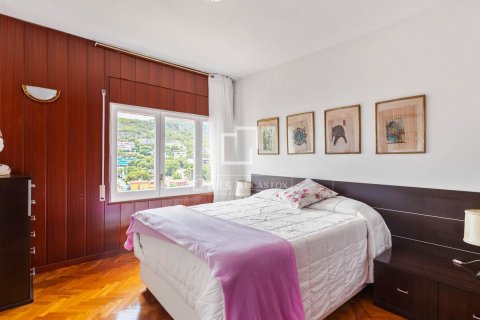 Villa for sale in Castelldefels, Barcelona, Spain 5 bedrooms, 318 sq.m. No. 150798 - photo 24