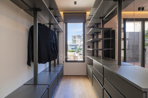 Apartament w Barcelona, Hiszpania 4 sypialnie, 224 mkw. nr 150803 – zdjęcie 23