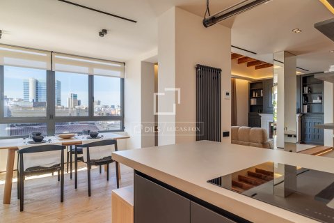 Apartament w Barcelona, Hiszpania 4 sypialnie, 224 mkw. nr 150803 – zdjęcie 3