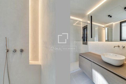 Apartament w Barcelona, Hiszpania 4 sypialnie, 224 mkw. nr 150803 – zdjęcie 25