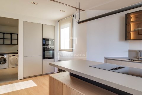 Apartament w Barcelona, Hiszpania 4 sypialnie, 224 mkw. nr 150803 – zdjęcie 14