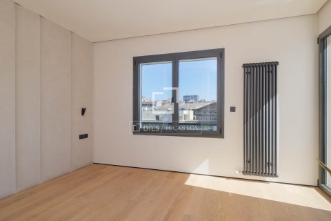 Apartament w Barcelona, Hiszpania 4 sypialnie, 224 mkw. nr 150803 – zdjęcie 28