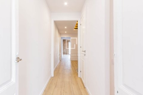 Dzīvoklis pārdošanā Barcelona, Spānijā 2 istabas, 80 m2 Nr. 150799 - attēls 20