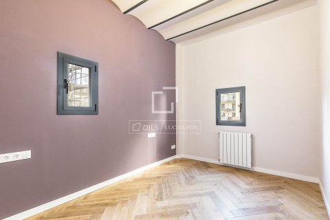 Продажа квартиры в Барселона, Испания 3 спальни, 108м2 №150802 - фото 26