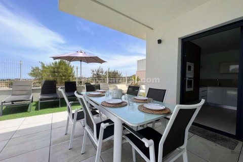 Villa à vendre San Miguel de Salinas, Alicante, Espagne, 3 chambres, 125 m2 No. 113129 - photo 3