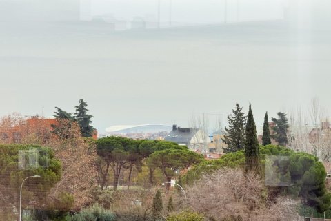 Apartment for sale in Madrid, Spain 3 bedrooms, 192 sq.m. No. 147310 - photo 6