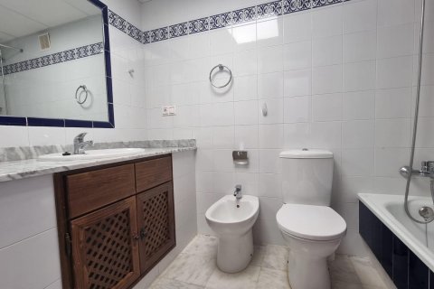 Apartamento en venta en Torrevieja, Alicante, España 2 dormitorios, 70 m2 No. 147311 - foto 13