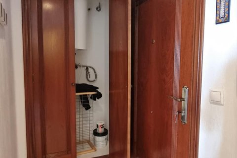 Apartamento en venta en Torrevieja, Alicante, España 2 dormitorios, 70 m2 No. 147311 - foto 5