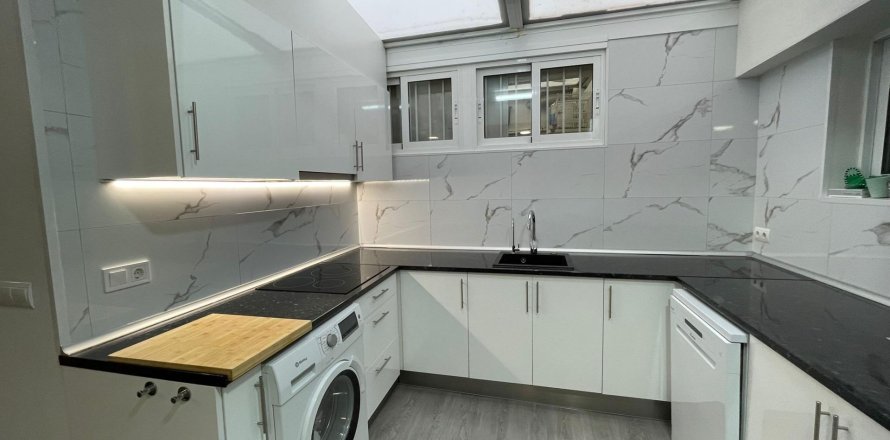 Terreno Alicante, Spagna 2 camere da letto, 96 mq. N° 139865