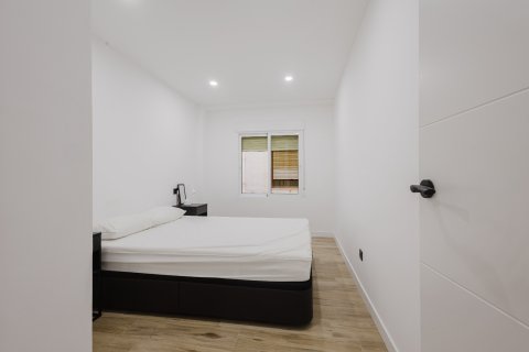 Dzīvoklis pārdošanā Torrevieja, Alicante, Spānijā 3 istabas, 94 m2 Nr. 150161 - attēls 28