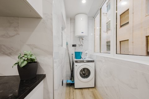 Dzīvoklis pārdošanā Torrevieja, Alicante, Spānijā 3 istabas, 94 m2 Nr. 150161 - attēls 27