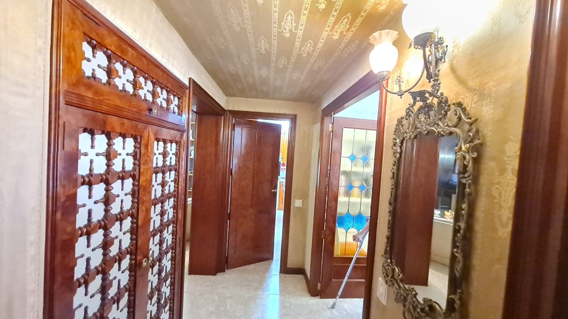 Townhouse in Elda, Alicante, Spain 4 bedrooms, 350 sq.m. No. 150165