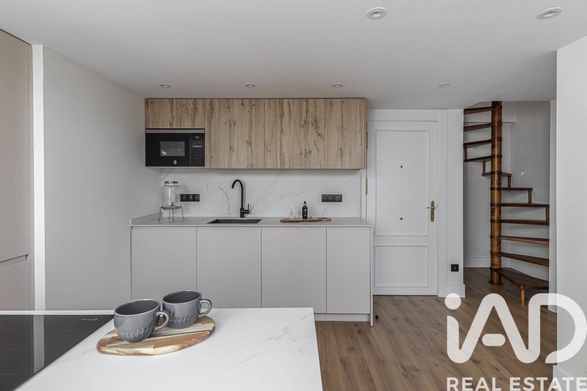 Duplex a Madrid, Spagna 1 camera da letto, 77 mq. N° 172529