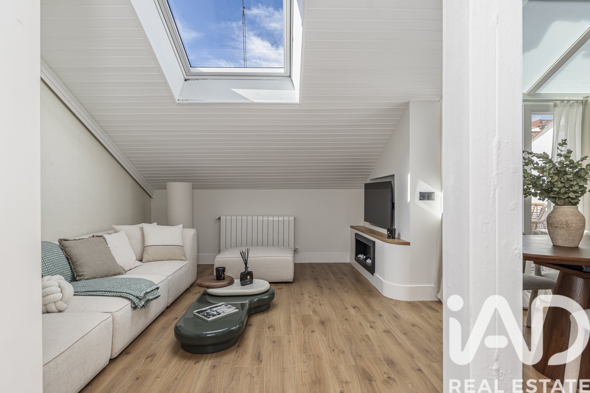 Duplex a Madrid, Spagna 1 camera da letto, 77 mq. N° 172529