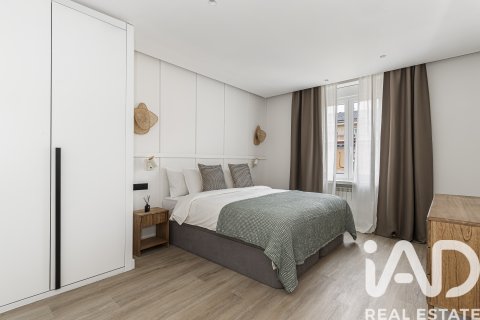 Apartamento en venta en Madrid, España 2 dormitorios, 113 m2 No. 172530 - foto 12