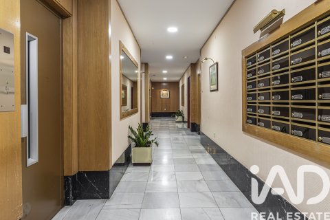 Apartamento en venta en Madrid, España 2 dormitorios, 113 m2 No. 172530 - foto 29