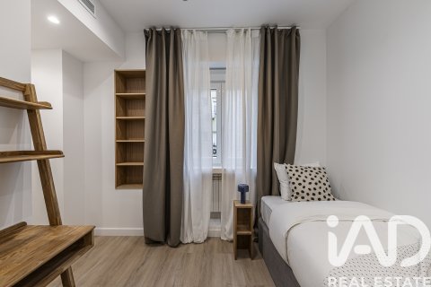 Apartamento en venta en Madrid, España 2 dormitorios, 113 m2 No. 172530 - foto 20