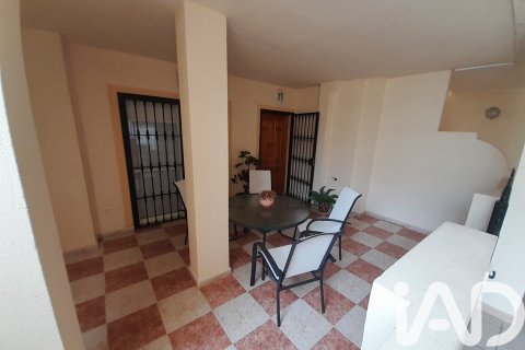 Casa adosada en venta en Isla Cristina, Huelva, España 4 dormitorios, 126 m2 No. 172532 - foto 3