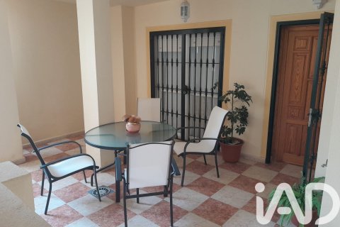 Casa adosada en venta en Isla Cristina, Huelva, España 4 dormitorios, 126 m2 No. 172532 - foto 5